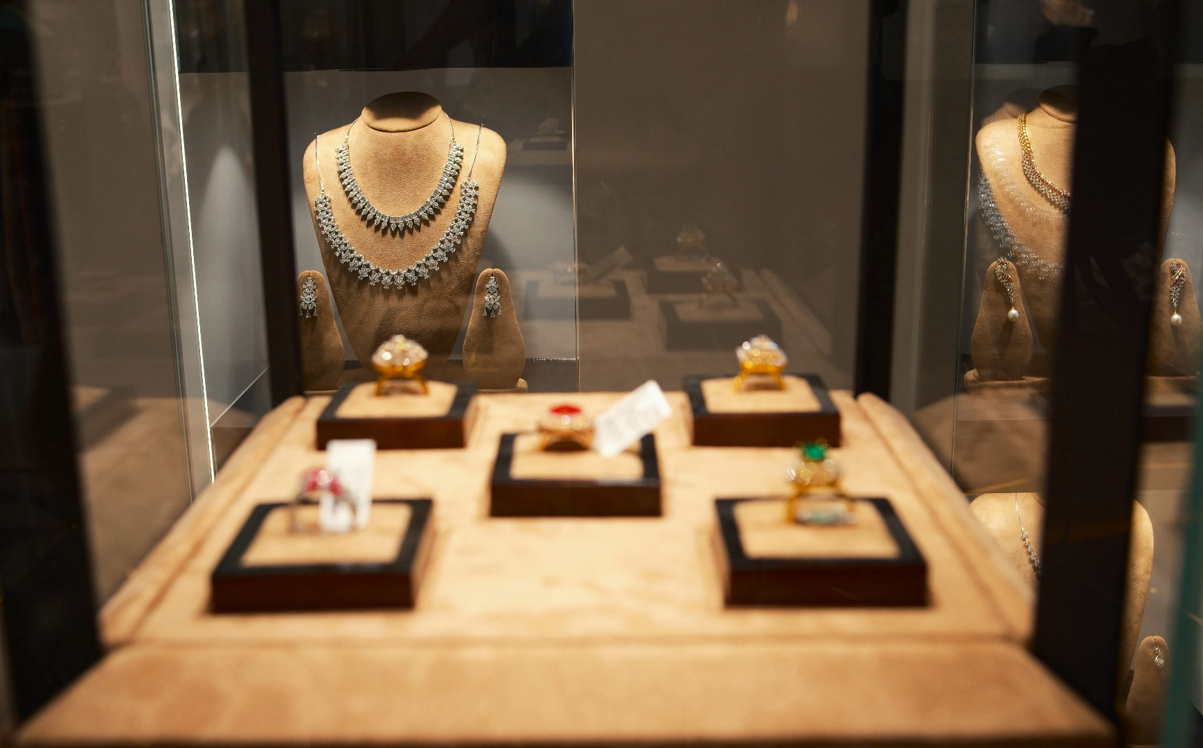 Interior Photo of Diamond & Divas