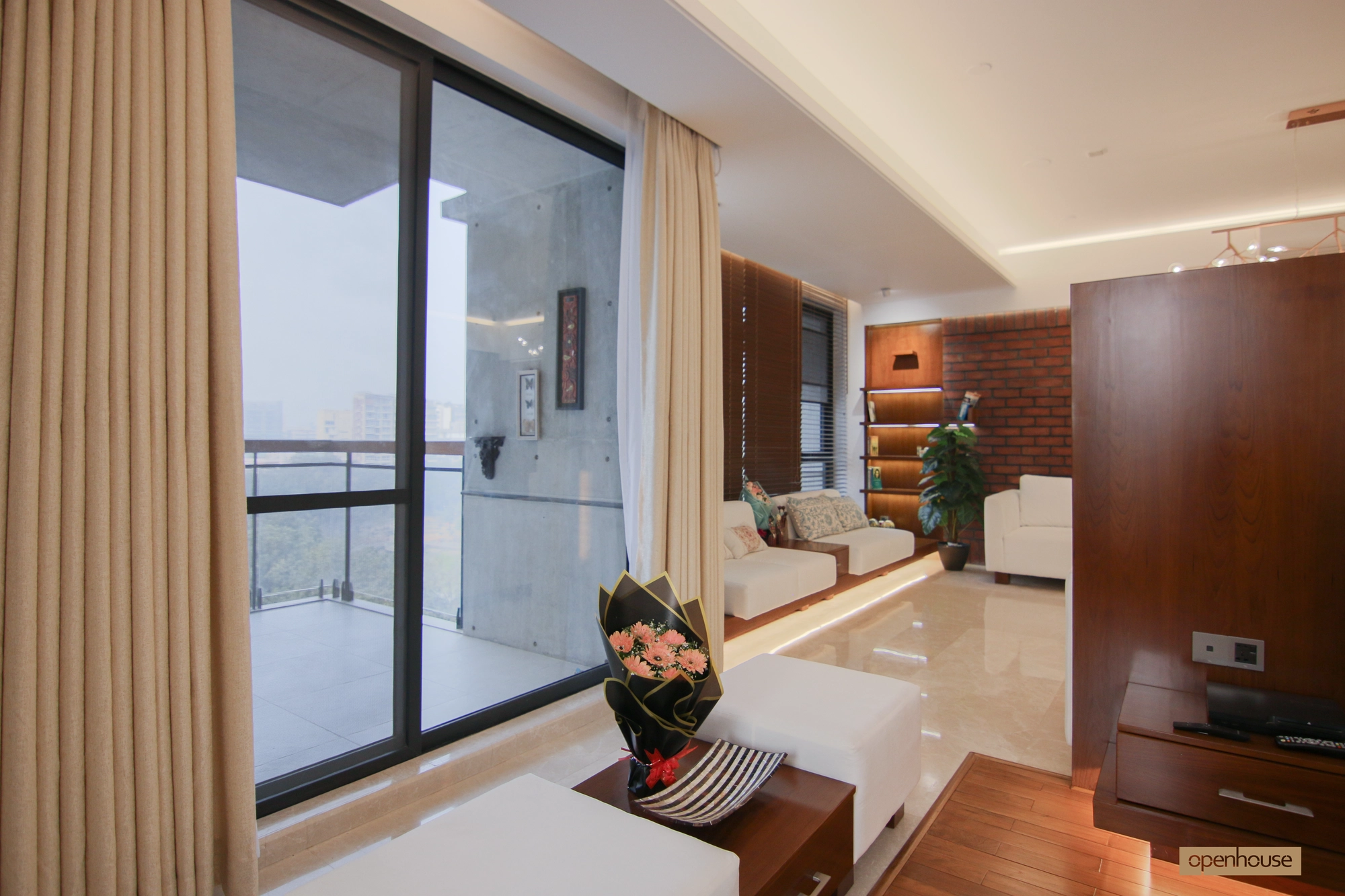 Interior Photo of Dr.Kashem's